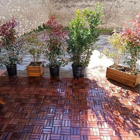Superbe T2 Avec Grande Terrasse En Centre Ville A 5 Min A Pieds Des Arenes De Nimes Ngoại thất bức ảnh